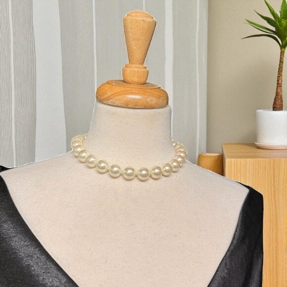 Charter Club Faux Pearl Hand Knotted 16" Choker Necklace - Picture 4 of 5